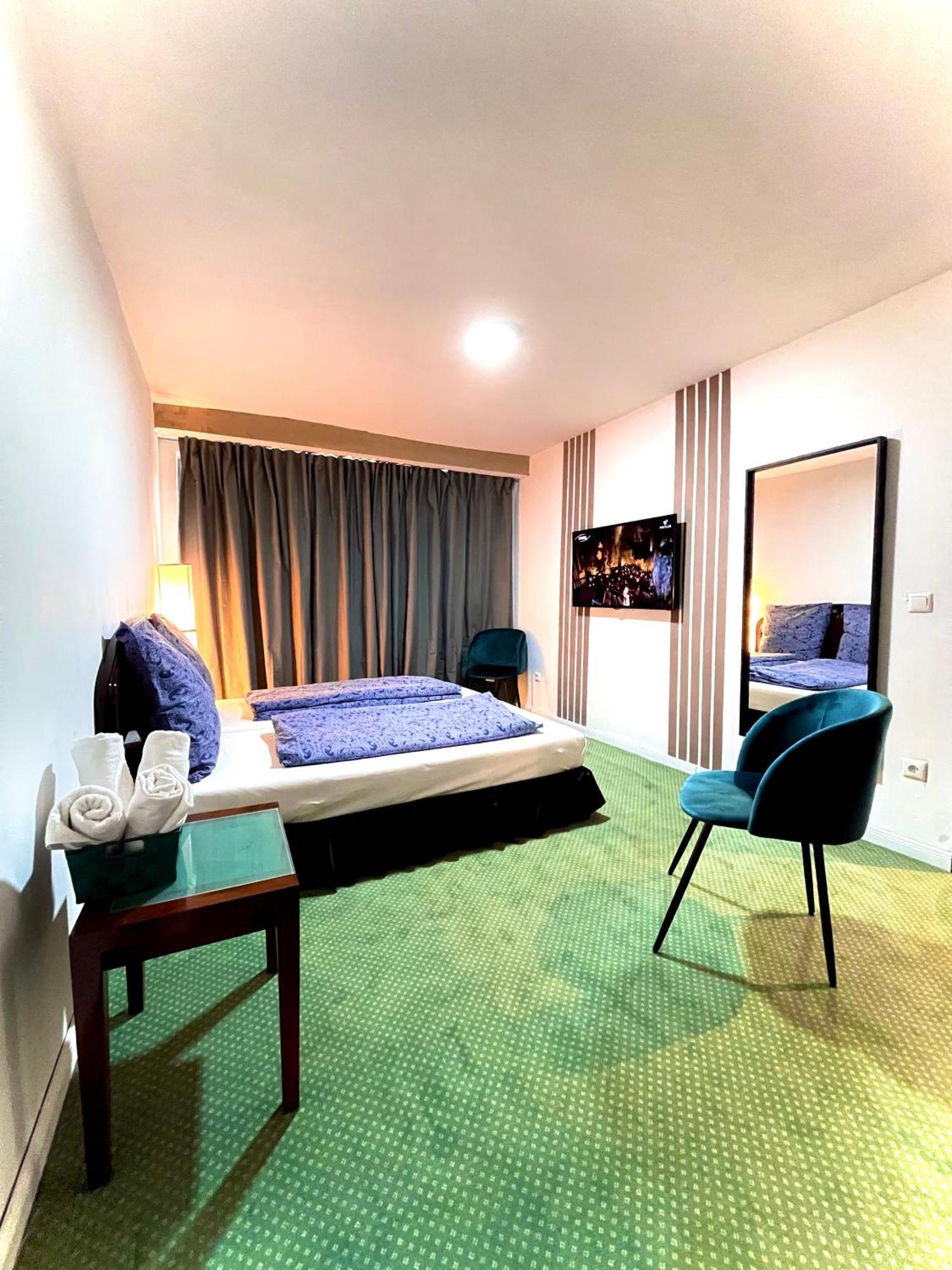 Hotel Hamburg Inn エクステリア 写真